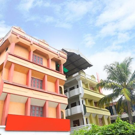 Oyo Flagship Kaveri Tourist Home Guruvāyūr Esterno foto
